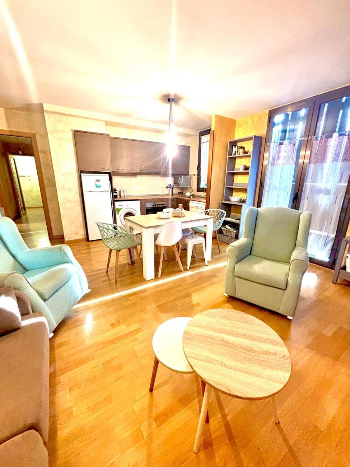 Apartamento L Auet プラ・デ・ラ・エルミータ エクステリア 写真